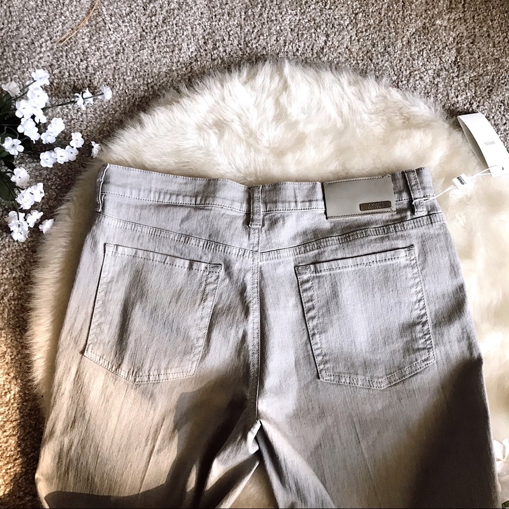 ✨HOST PICK✨ ARMANI COLLEZIONI NWT light grey jeans - Picture 7 of 8